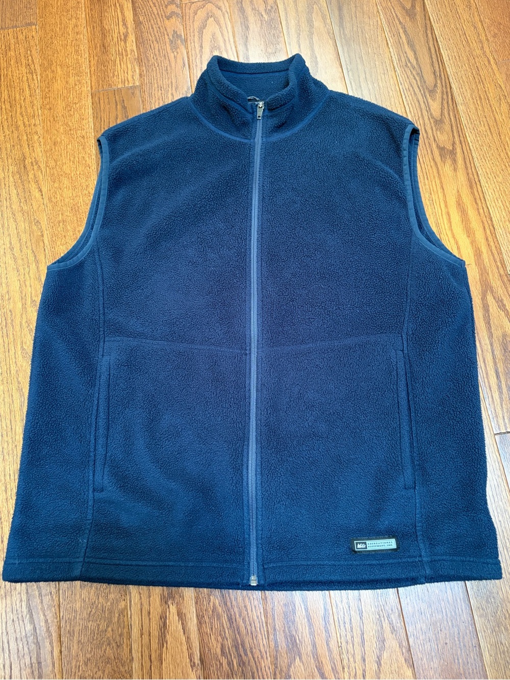 REI full-zip fleece vest size XL